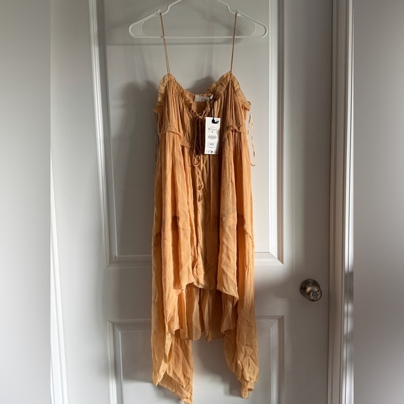 ZARA BEIGE ASYMMETRIC RUFFLED DRESS ZW COLLECTION SZ MEDIUM NEW WITH TAGS - Picture 11 of 15